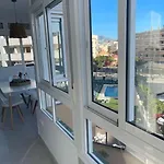 Soleado Y Luminoso
