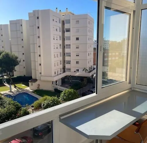 Soleado Y Luminoso Apartamento Fuengirola