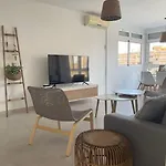 Apartamento Soleado Y Luminoso *