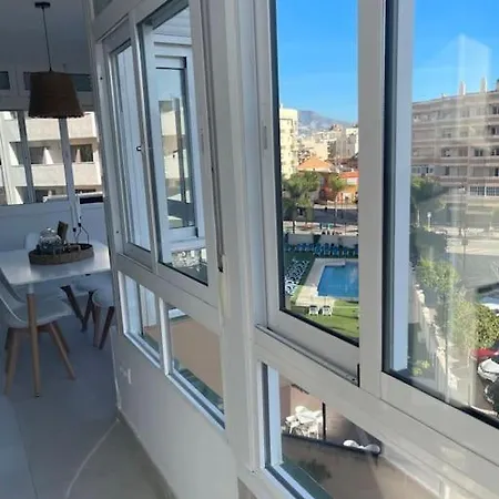 Soleado Y Luminoso