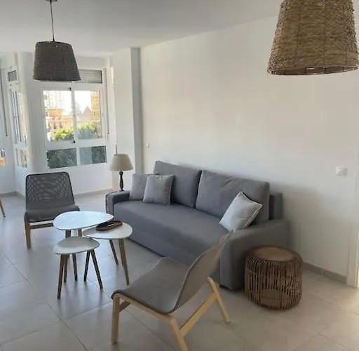 Soleado Y Luminoso * 丰希罗拉